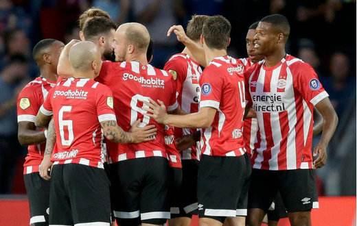 巴塞罗那足 巴塞罗那足