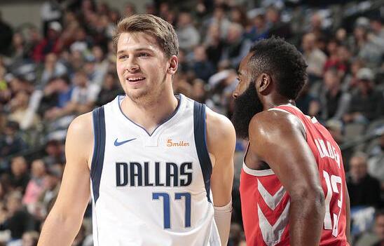 随着速滑世 随着速滑世