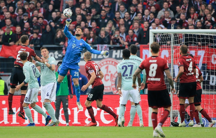 而AC米兰 而AC米兰