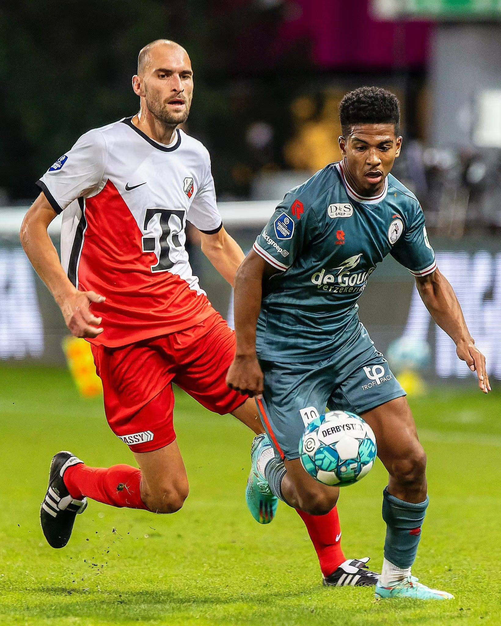 汉森完成了 汉森完成了