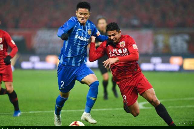 攻防两端均 攻防两端均