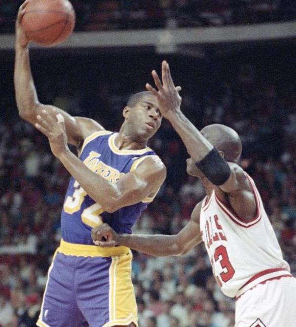 防守反击 防守反击