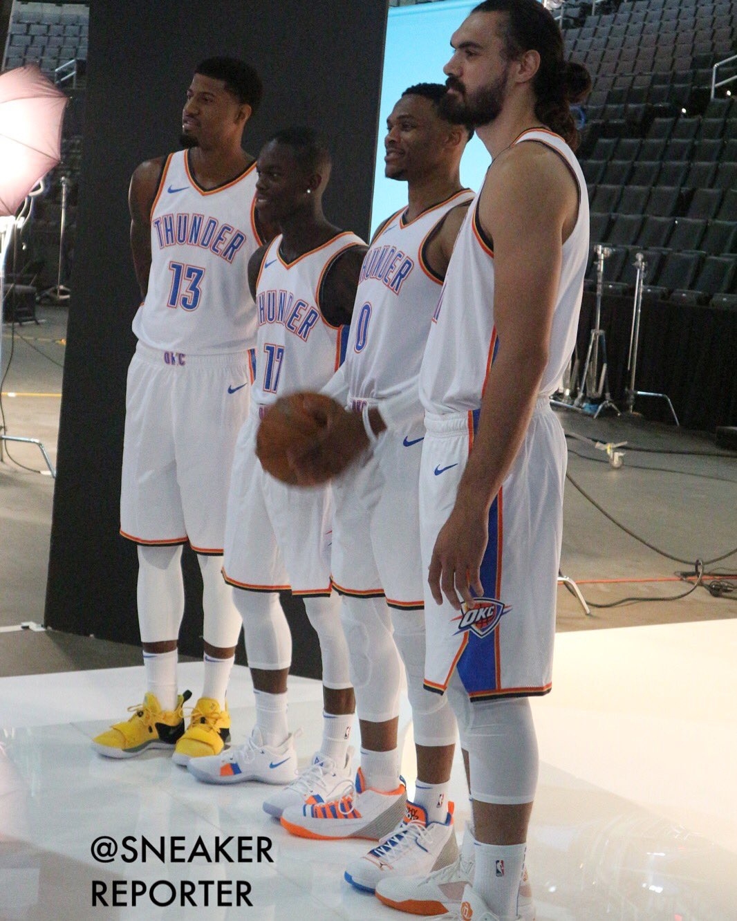 此调高边线 此调高边线